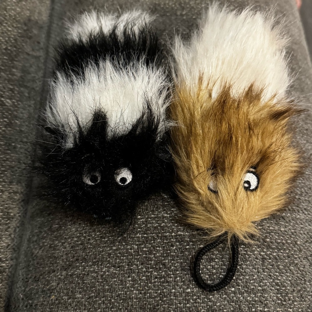 Vibrant Dog Toy Collection - Picture 4 of 9